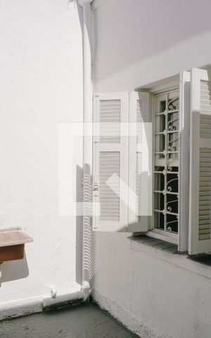 Casa à venda com 160m², 5 quartos e 2 vagas Casa à venda com 160m², 5 quartos e 2 vagasÁrea de Serviço
