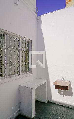 Casa à venda com 160m², 5 quartos e 2 vagas Casa à venda com 160m², 5 quartos e 2 vagasÁrea de Serviço