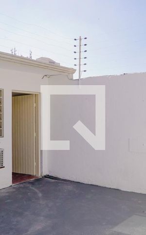 Casa à venda com 160m², 5 quartos e 2 vagas Casa à venda com 160m², 5 quartos e 2 vagasQuintal