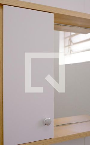 Casa à venda com 160m², 5 quartos e 2 vagas Casa à venda com 160m², 5 quartos e 2 vagasBanheiro 1