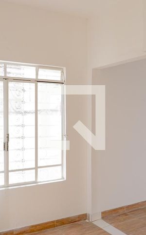 Casa à venda com 160m², 5 quartos e 2 vagas Casa à venda com 160m², 5 quartos e 2 vagasHall de Entrada