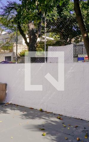Casa à venda com 160m², 5 quartos e 2 vagas Casa à venda com 160m², 5 quartos e 2 vagasFrente da Casa