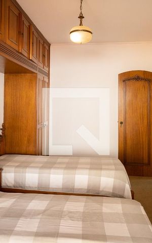 Casa à venda com 323m², 3 quartos e 5 vagas Casa à venda com 323m², 3 quartos e 5 vagasQuarto 1