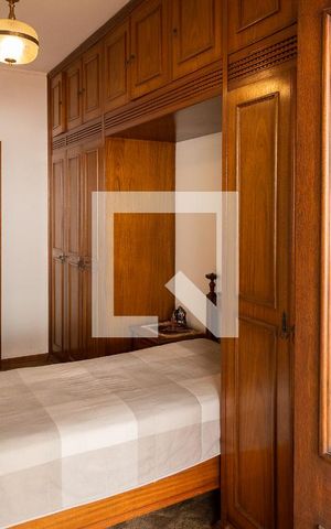 Casa à venda com 323m², 3 quartos e 5 vagas Casa à venda com 323m², 3 quartos e 5 vagasQuarto 2
