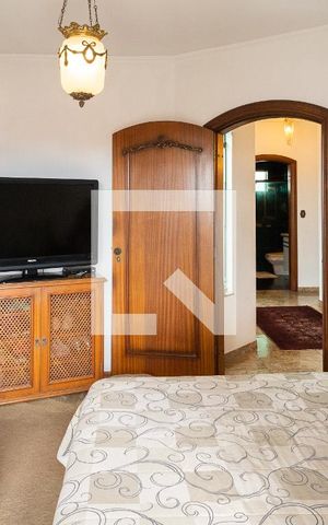 Casa à venda com 323m², 3 quartos e 5 vagas Casa à venda com 323m², 3 quartos e 5 vagasSuíte