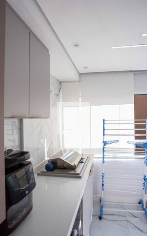 Apartamento à venda com 45m², 2 quartos e 1 vagaÁrea de Serviço