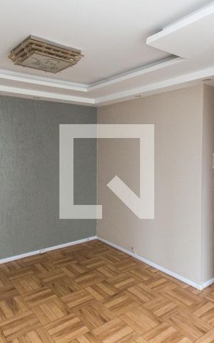 Apartamento à venda com 56m², 2 quartos e 1 vaga Apartamento à venda com 56m², 2 quartos e 1 vagaSala