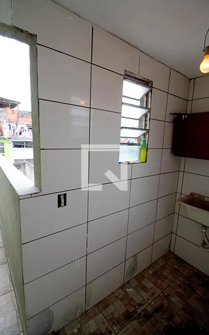 Casa para alugar com 40m², 1 quarto e sem vaga Casa para alugar com 40m², 1 quarto e sem vagaÁrea de Serviço