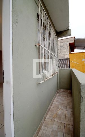 Casa para alugar com 40m², 1 quarto e sem vaga Casa para alugar com 40m², 1 quarto e sem vagaVaranda