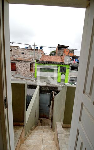 Casa para alugar com 40m², 1 quarto e sem vaga Casa para alugar com 40m², 1 quarto e sem vagaEntrada