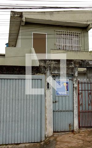 Casa para alugar com 40m², 1 quarto e sem vaga Casa para alugar com 40m², 1 quarto e sem vagaFachada