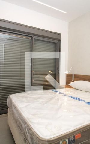 Apartamento à venda com 65m², 2 quartos e 1 vaga Apartamento à venda com 65m², 2 quartos e 1 vagaSuite- persiana, TV, cama de casal