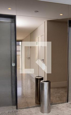 Apartamento à venda com 65m², 2 quartos e 1 vaga Apartamento à venda com 65m², 2 quartos e 1 vagaÁrea comum- hall dos elevadores