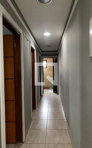 Casa à venda com 320m², 2 quartos e 8 vagasCorredor