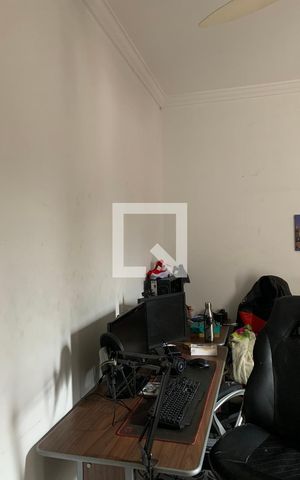 Casa à venda com 320m², 2 quartos e 8 vagasQuarto 2