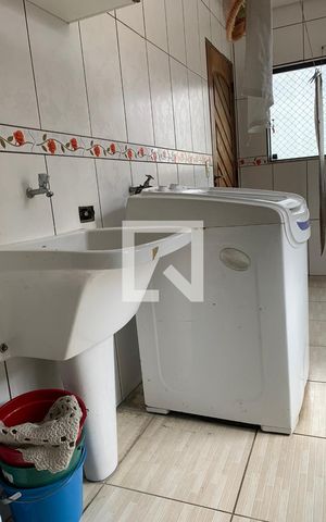 Casa à venda com 320m², 2 quartos e 8 vagasLavanderia