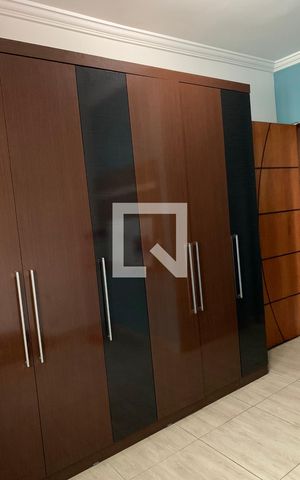 Casa à venda com 320m², 2 quartos e 8 vagasQuarto 1