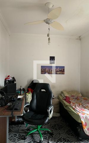 Casa à venda com 320m², 2 quartos e 8 vagasQuarto 3