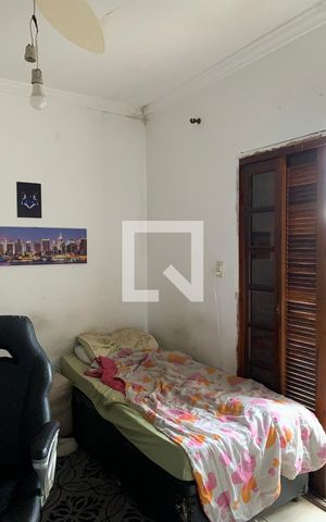 Casa à venda com 320m², 2 quartos e 8 vagasQuarto 3