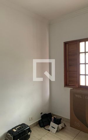 Casa à venda com 320m², 2 quartos e 8 vagasQuarto 1