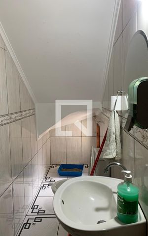 Casa à venda com 320m², 2 quartos e 8 vagasLavabo