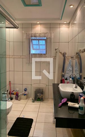 Casa à venda com 320m², 2 quartos e 8 vagasBanheiro da Suíte