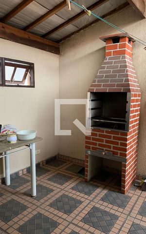 Casa à venda com 320m², 2 quartos e 8 vagasÁrea comum - Churrasqueira