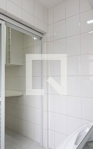 Apartamento à venda com 75m², 3 quartos e 2 vagas Apartamento à venda com 75m², 3 quartos e 2 vagasÁrea de Serviço