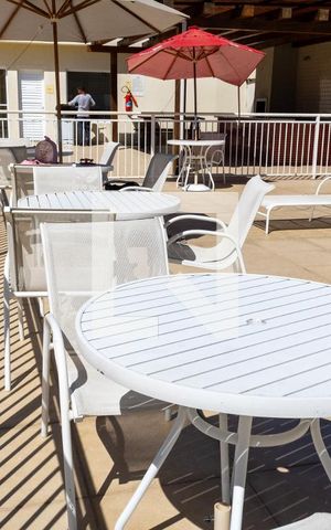 Apartamento à venda com 44m², 2 quartos e 1 vaga Apartamento à venda com 44m², 2 quartos e 1 vagaÁrea comum - Piscina