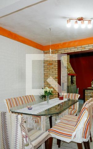 Casa para alugar com 460m², 4 quartos e 4 vagasSala