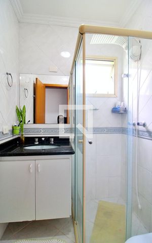 Casa à venda com 200m², 3 quartos e 4 vagasBanheiro