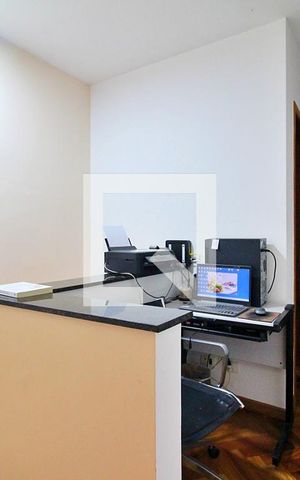 Casa à venda com 200m², 3 quartos e 4 vagasCorredor