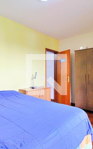 Casa à venda com 200m², 3 quartos e 4 vagasQuarto 3
