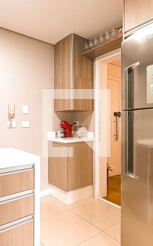 Apartamento à venda com 95m², 2 quartos e 3 vagas Apartamento à venda com 95m², 2 quartos e 3 vagasCozinha