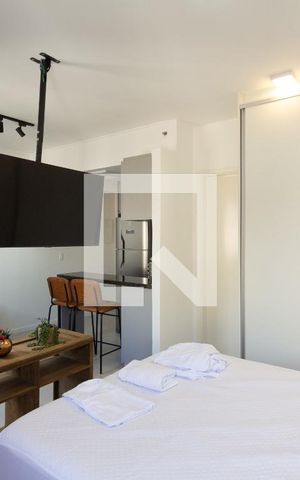 Studio para alugar com 32m², 1 quarto e 1 vaga Studio para alugar com 32m², 1 quarto e 1 vagaStudio