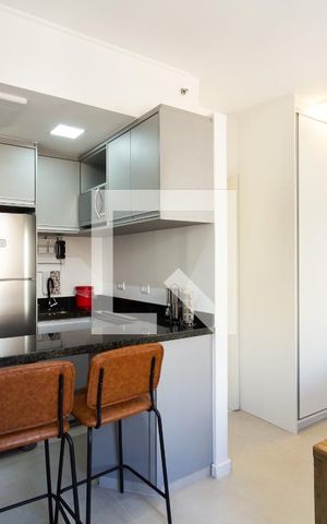 Studio para alugar com 32m², 1 quarto e 1 vaga Studio para alugar com 32m², 1 quarto e 1 vagaStudio