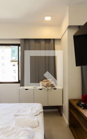 Studio para alugar com 32m², 1 quarto e 1 vaga Studio para alugar com 32m², 1 quarto e 1 vagaStudio