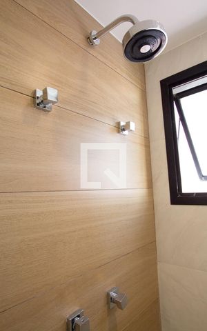 Studio para alugar com 32m², 1 quarto e 1 vaga Studio para alugar com 32m², 1 quarto e 1 vagaBanheiro