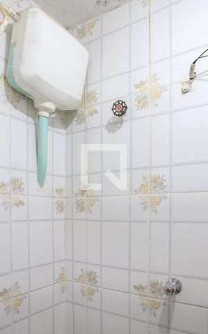 Casa à venda com 200m², 3 quartos e sem vagaBanheiro de serviço