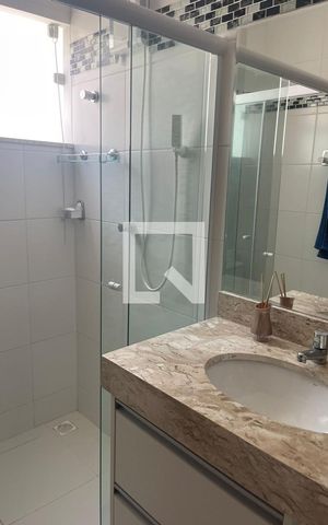 Casa para alugar com 680000m², 3 quartos e 10 vagas Casa para alugar com 680000m², 3 quartos e 10 vagasBanheiro