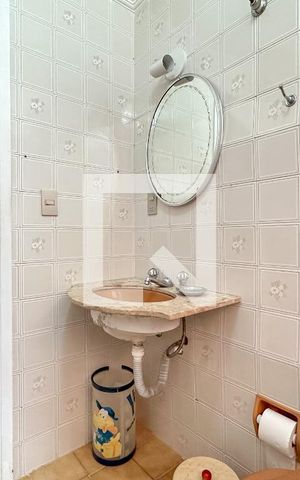 Apartamento para alugar com 119m², 3 quartos e 1 vaga Apartamento para alugar com 119m², 3 quartos e 1 vagaBanheiro