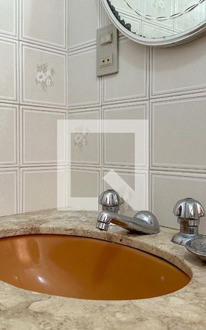 Apartamento para alugar com 119m², 3 quartos e 1 vaga Apartamento para alugar com 119m², 3 quartos e 1 vagaBanheiro