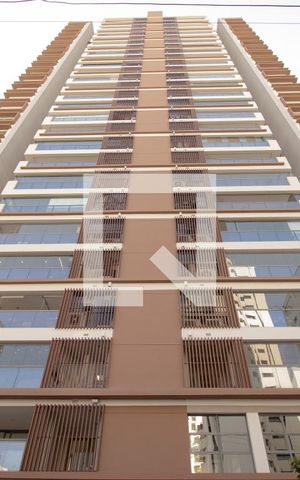 Apartamento à venda com 165m², 4 quartos e 2 vagas Apartamento à venda com 165m², 4 quartos e 2 vagasFachada