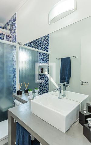 Casa à venda com 240m², 3 quartos e 3 vagas Casa à venda com 240m², 3 quartos e 3 vagasBanheiro suite 1