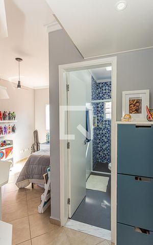 Casa à venda com 240m², 3 quartos e 3 vagas Casa à venda com 240m², 3 quartos e 3 vagasSuite 1