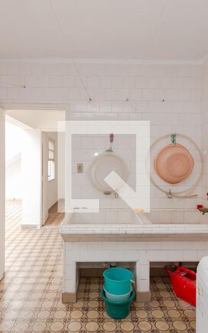 Casa à venda com 268m², 4 quartos e 3 vagas Casa à venda com 268m², 4 quartos e 3 vagasÁrea de Serviço