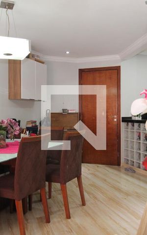 Apartamento à venda com 60m², 2 quartos e 1 vagaSala