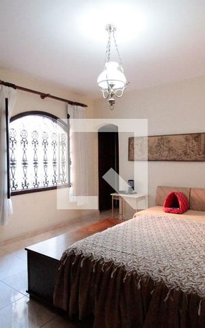 Casa à venda com 284m², 3 quartos e 2 vagas Casa à venda com 284m², 3 quartos e 2 vagasSuíte 3