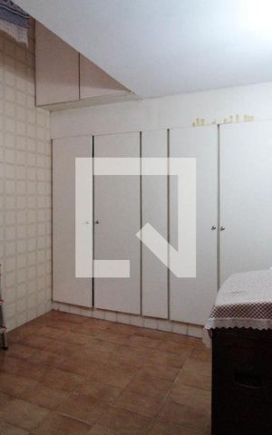 Casa à venda com 284m², 3 quartos e 2 vagas Casa à venda com 284m², 3 quartos e 2 vagasLavanderia