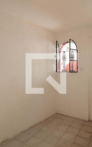 Casa à venda com 284m², 3 quartos e 2 vagas Casa à venda com 284m², 3 quartos e 2 vagasQuarto de Serviço